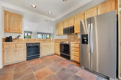 14 Ponderosa Circle, Palm Desert, CA 92211 - Photo 9