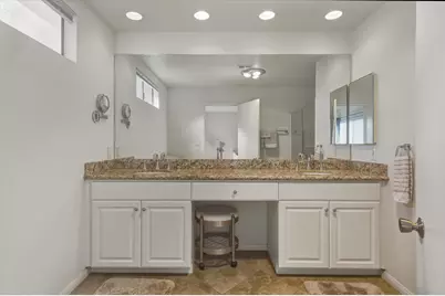 25 Torremolinos Drive, Rancho Mirage, CA 92270 - Photo 17