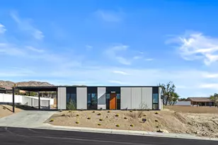 13821 Scenic Crest Cir, Desert Hot Springs, CA 92240 - Photo 27