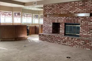 18125 Harbor Dr Dr, Victorville, CA 92395 - Photo 9