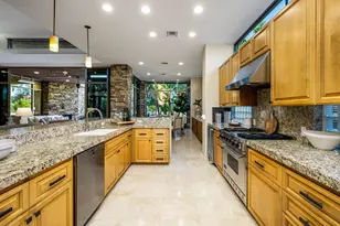 400 Vista Creek, Palm Desert, CA 92260 - Photo 17