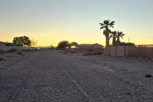 2577 Sorrel Ave, Thermal, CA 92274 - Photo 29