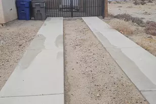 1060 S Marina Dr, Thermal, CA 92274 - Photo 21