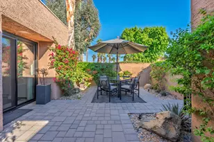 48624 Sundrop Ct, Palm Desert, CA 92260 - Photo 7