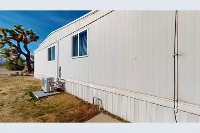 57775 Junipero Trail, Yucca Valley, CA 92284 - Photo 15