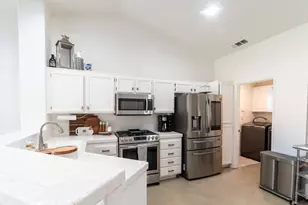 37676 Driscoll St, Palm Desert, CA 92211 - Photo 7