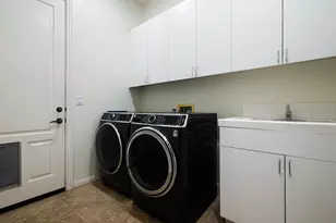 106 Batista Ct, Palm Desert, CA 92211 - Photo 37