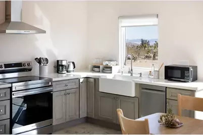 4039 Greasewood Lane, Yucca Valley, CA 92284 - Photo 11