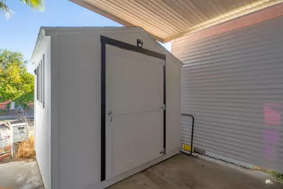 421 Butterfield, Cathedral City, CA 92234 - Photo 17