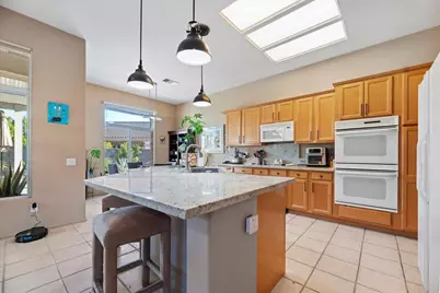 39322 Gainsborough Circle, Palm Desert, CA 92211 - Photo 11