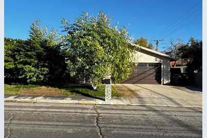 31920 Avenida El Mundo, Cathedral City, CA 92234 - Photo 1