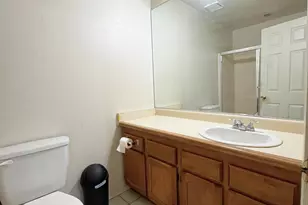 31920 Avenida El Mundo, Cathedral City, CA 92234 - Photo 9