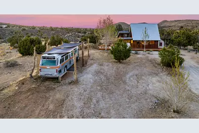 1102 Burlington Road, Pioneertown, CA 92268 - Photo 11
