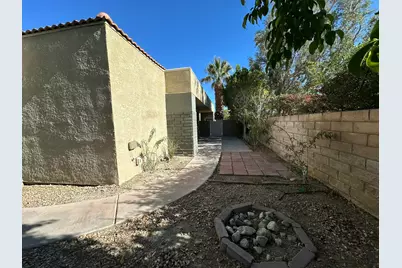 1400 Sunflower Circle S, Palm Springs, CA 92262 - Photo 47
