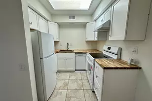 1400 Sunflower Cir S, Palm Springs, CA 92262 - Photo 17