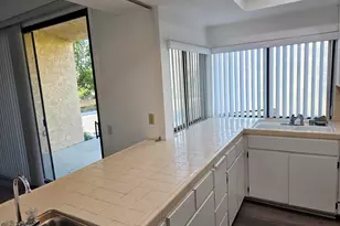 464 E Calle Begonia, Palm Springs, CA 92262 - Photo 9