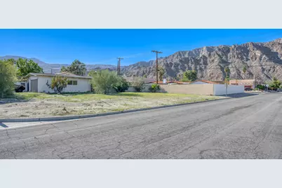 51775 Avenida Carranza, La Quinta, CA 92253 - Photo 11