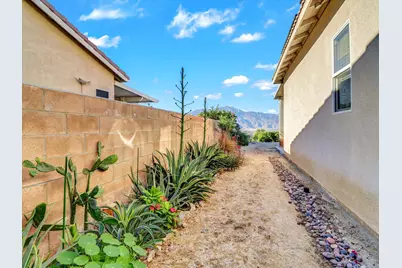 13633 Overlook Drive, Desert Hot Springs, CA 92240 - Photo 37