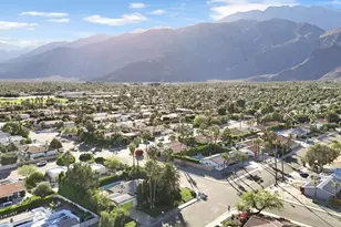 1385 E Via Escuela, Palm Springs, CA 92262 - Photo 33