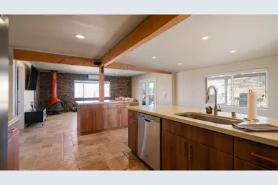 2467 Sand Drive, Landers, CA 92285 - Photo 13