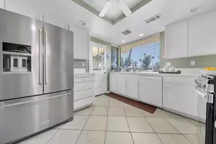 118 Las Lomas, Palm Desert, CA 92260 - Photo 11