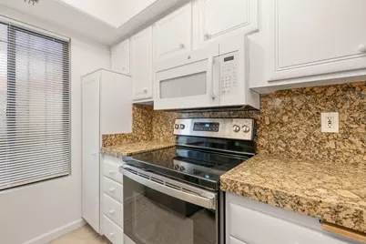 1407 N Sunrise Way #28, Palm Springs, CA 92262 - Photo 31