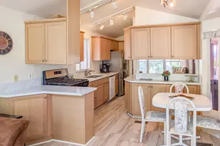 70200 Dillon Road, Desert Hot Springs, CA 92241 - Photo 17