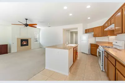 9086 Silver Star Avenue, Desert Hot Springs, CA 92240 - Photo 17