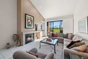 38118 Zinnia Ln E, Palm Desert, CA 92211 - Photo 9