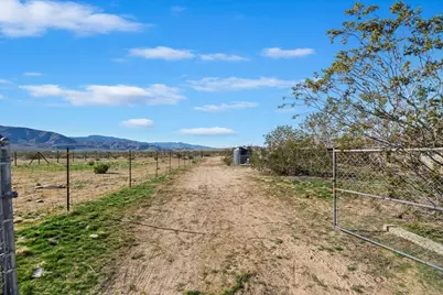 49133 Manzanita Drive, Landers, CA 92285 - Photo 27