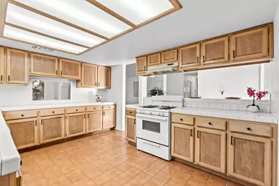 69040 San Helena Avenue, Cathedral City, CA 92234 - Photo 11