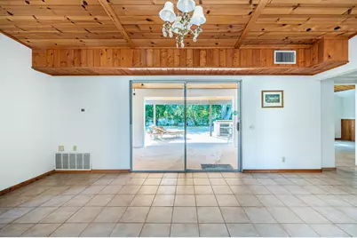 1065 E San Jacinto Way, Palm Springs, CA 92262 - Photo 11