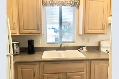 74711 Dillon Rd Spc 1023, Desert Hot Springs, CA 92241 - Photo 9