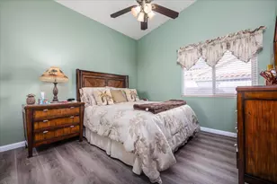 370 Links Dr, Palm Desert, CA 92211 - Photo 23