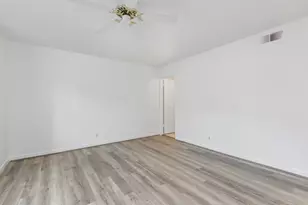 5125 E Waverly Dr, Palm Springs, CA 92264 - Photo 15