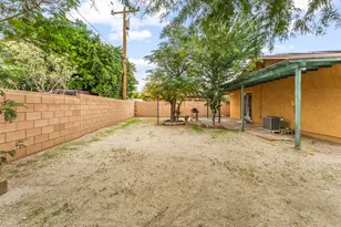 13547 Caliente Dr, Desert Hot Springs, CA 92240 - Photo 21