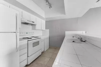 1655 E Palm Canyon Drive #307, Palm Springs, CA 92264 - Photo 15