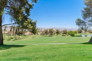 340 Vista Royale Dr, Palm Desert, CA 92211 - Photo 53