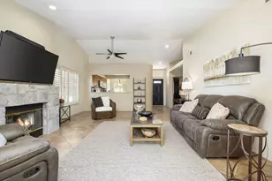 340 Vista Royale Dr, Palm Desert, CA 92211 - Photo 15