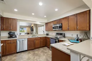 340 Vista Royale Dr, Palm Desert, CA 92211 - Photo 3