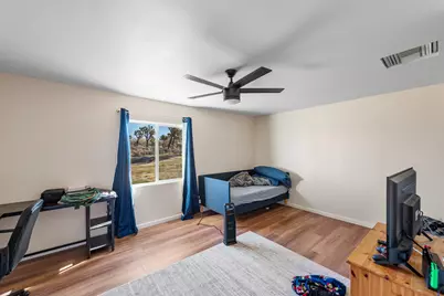 7607 Lucerne Vista Avenue, Yucca Valley, CA 92284 - Photo 39