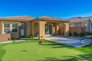 35425 Domani Dr, Palm Desert, CA 92211 - Photo 29
