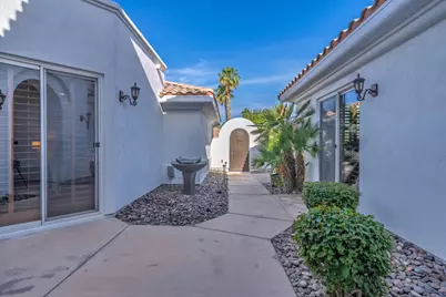80315 Via Valerosa, La Quinta, CA 92253 - Photo 15