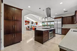 11 Vista Loma Dr, Rancho Mirage, CA 92270 - Photo 11