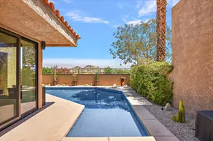 11 Vista Loma Dr, Rancho Mirage, CA 92270 - Photo 25