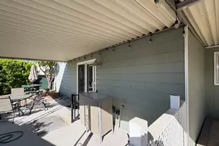 38521 Cactus Ln, Palm Desert, CA 92260 - Photo 5