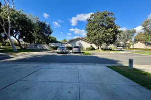 2518 N Tustin Ave, Santa Ana, CA 92705 - Photo 43