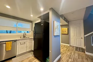 2518 N Tustin Ave, Santa Ana, CA 92705 - Photo 13