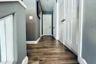 2518 N Tustin Ave, Santa Ana, CA 92705 - Photo 17