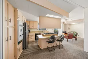 110 Aliso Dr, Palm Springs, CA 92264 - Photo 15